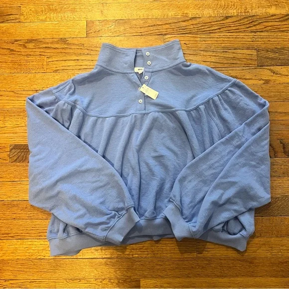 NWT Aerie Light Blue Knit Pullover Top size XL - Picture 2 of 5
